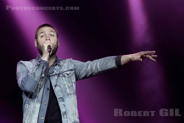 KASABIAN - 2015-08-28 - SAINT CLOUD - Domaine National - Grande Scene - 